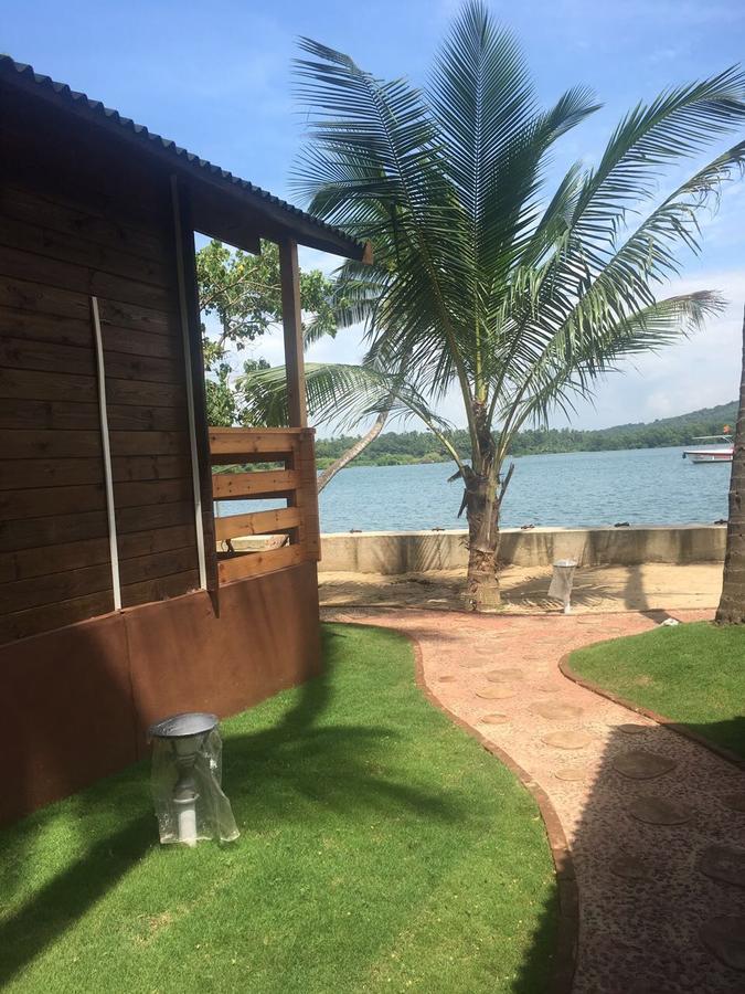 Breezywood Resort Mālvan Εξωτερικό φωτογραφία