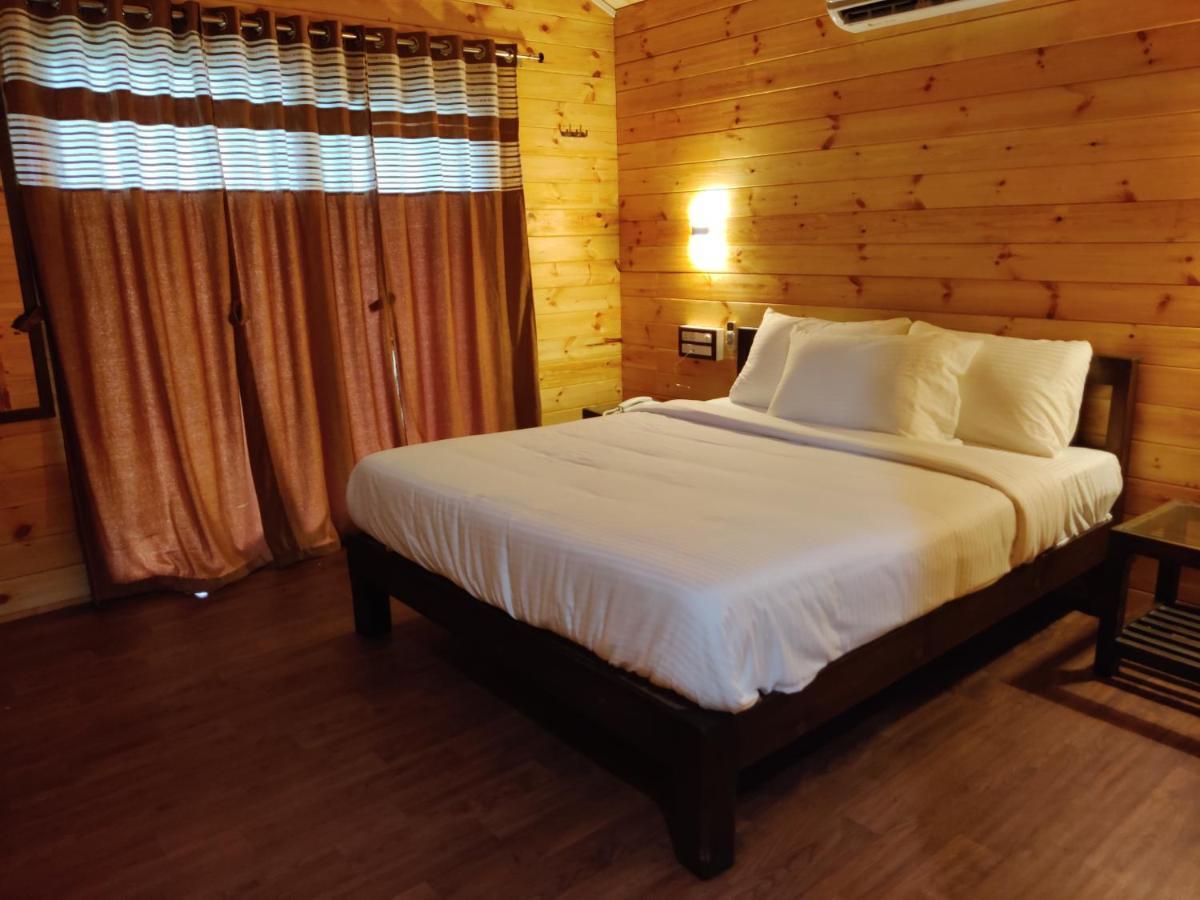 Breezywood Resort Mālvan Εξωτερικό φωτογραφία