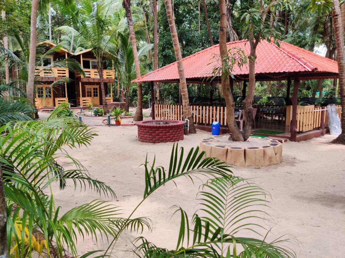Breezywood Resort Mālvan Εξωτερικό φωτογραφία